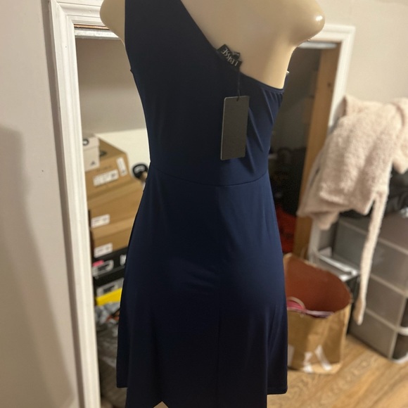 Navy Blue Brand New fitted flare one shoulder dress - Picture 2 of 4